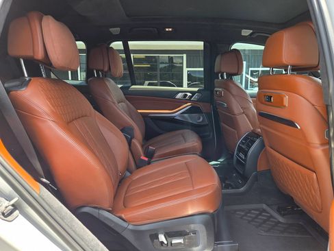 Used 2023 BMW X7 M60i w/ Executive Package AWD/4WD image 19