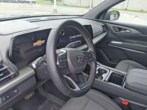 Used 2024 Chevrolet Traverse LS w/ Midnight/Sport Edition FWD image 13