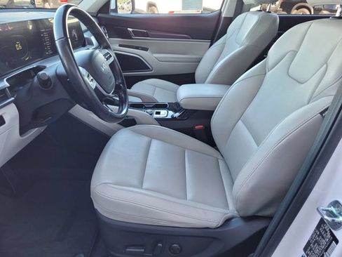 Used 2023 Kia Telluride S w/ S Sunroof Package FWD image 14