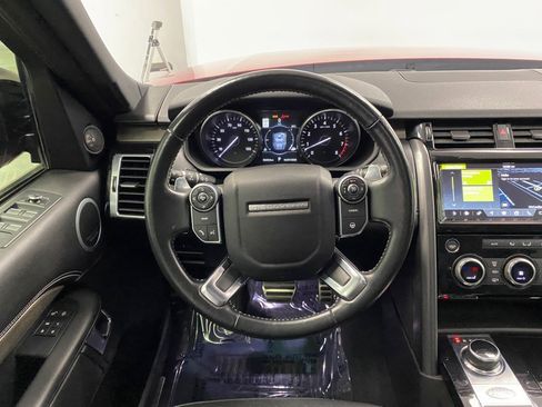 Used 2017 Land Rover Discovery HSE Luxury image 36