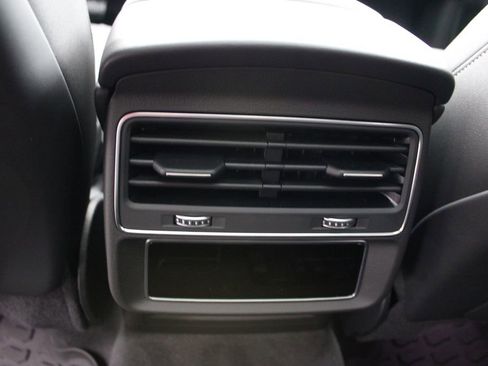 New 2026 Audi Q8 Premium Plus image 39