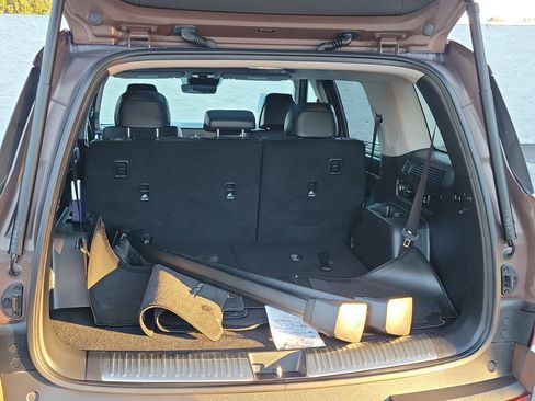 Certified 2025 Hyundai Santa Fe Limited image 18