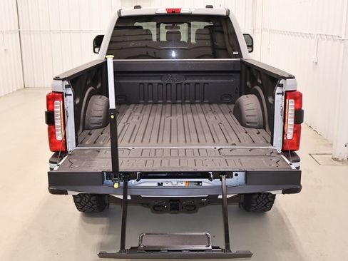 New 2026 Ford F250 Lariat w/ Tremor Off-Road Package image 36