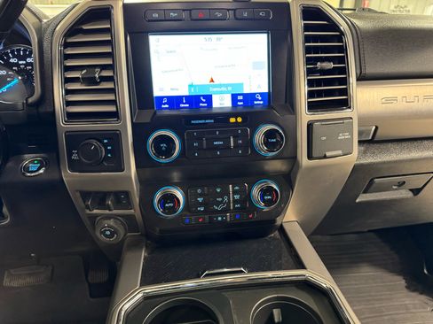 Used 2020 Ford F250 Platinum w/ FX4 Off-Road Package image 35