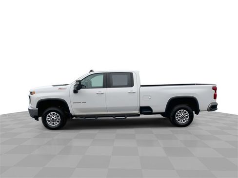 Used 2022 Chevrolet Silverado 2500 LT w/ Convenience Package image 5