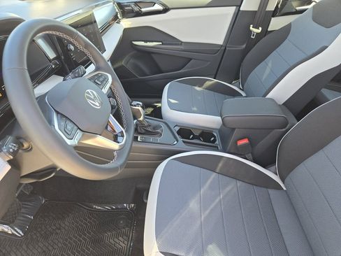 New 2026 Volkswagen Taos S image 10