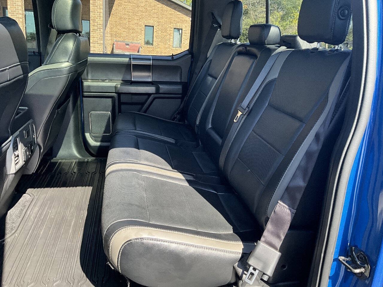 Used 2017 Ford F150 Raptor w/ Equipment Group 802A Luxury AWD/4WD image 26