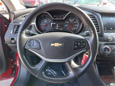 Used 2015 Chevrolet Impala LT image 5