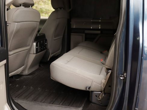 Used 2019 Ford F150 XLT w/ Equipment Group 302A Luxury AWD/4WD image 28