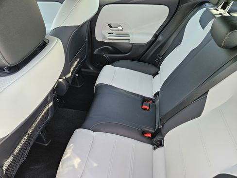 Certified 2022 Mercedes-Benz GLA 45 AMG 4MATIC image 30