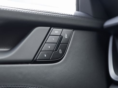 Certified 2026 Porsche 911 Targa 4 GTS image 19