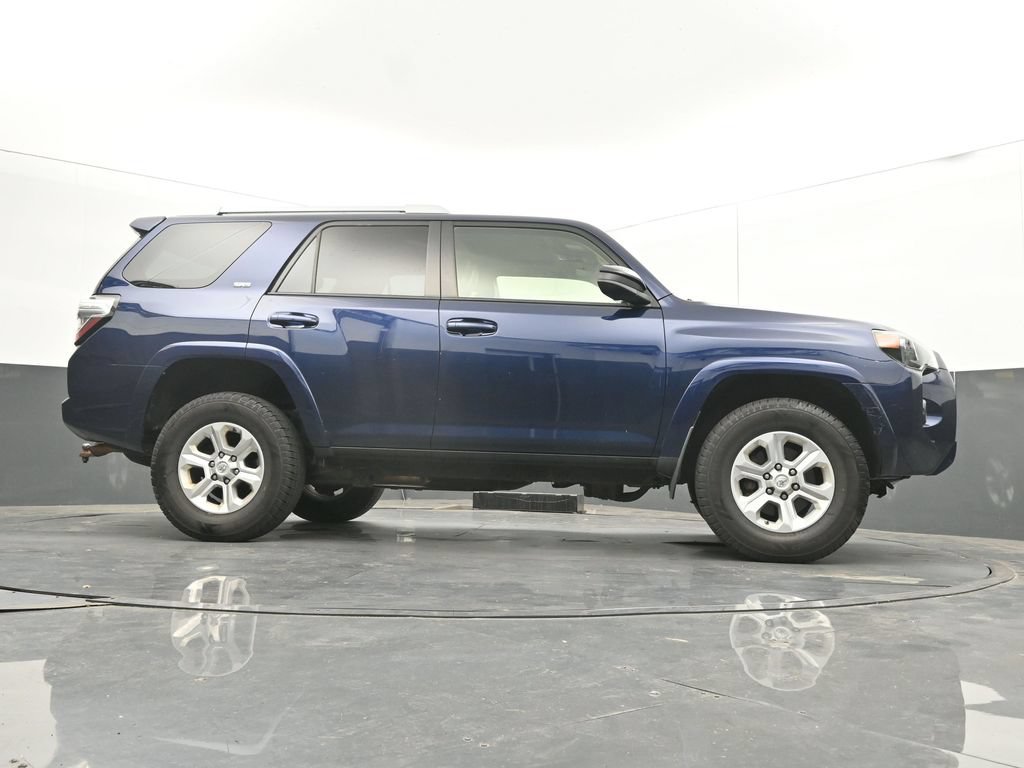 Used 2018 Toyota 4Runner SR5 Premium AWD/4WD image 36