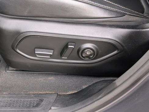 Used 2023 Jeep Grand Cherokee Limited RWD image 17