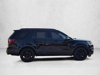 Used 2017 Ford Explorer Sport w/ Equipment Group 401A AWD/4WD video 4