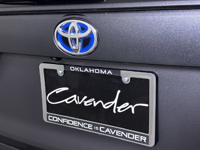 Used 2024 Toyota RAV4 LE AWD/4WD image 33