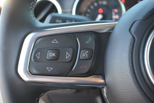 Used 2023 Jeep Wrangler Unlimited Sahara AWD/4WD image 20