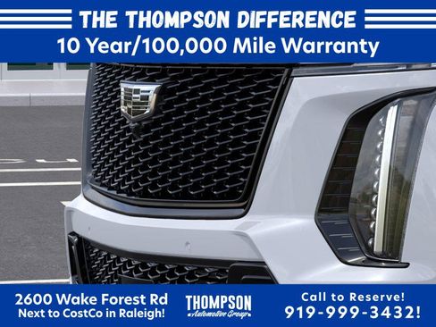 New 2026 Cadillac Escalade V w/ LPO, ONYX Package AWD/4WD image 16