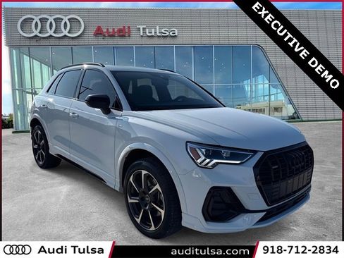 Certified 2025 Audi Q3 2.0T Premium Plus w/ Premium Plus Package image 1