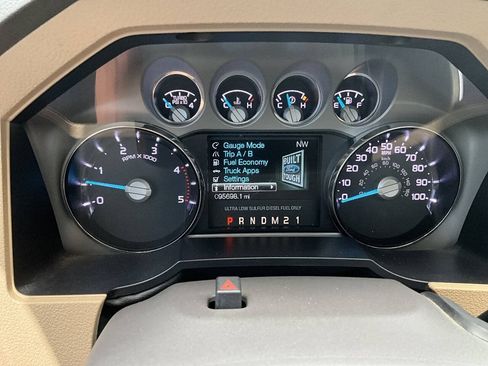Used 2011 Ford F250 Lariat w/ Lariat Ultimate Pkg AWD/4WD image 11
