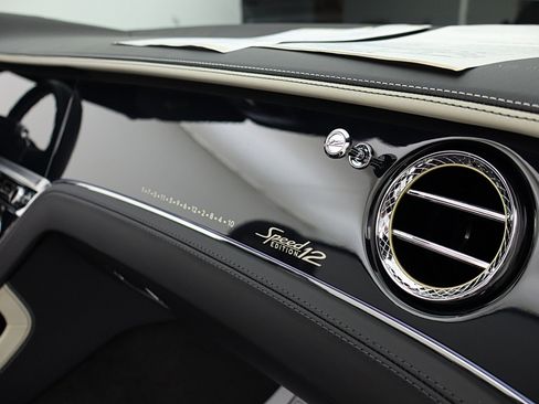 Used 2024 Bentley Continental GT Speed image 48