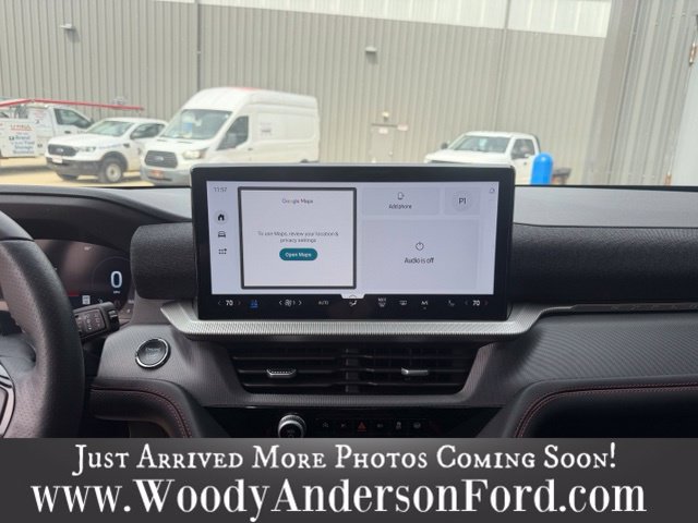 Used 2025 Ford Explorer ST AWD/4WD image 11
