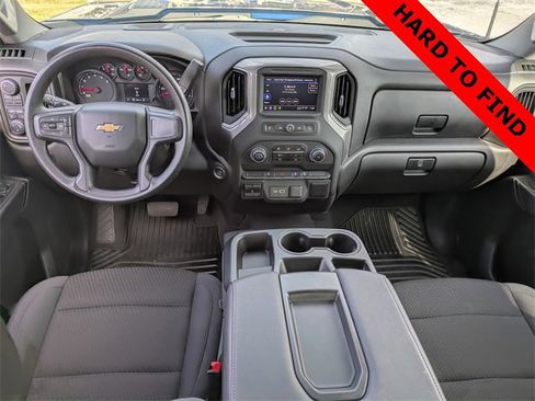 Certified 2025 Chevrolet Silverado 2500 Custom w/ Z71 Off-Road Package image 20