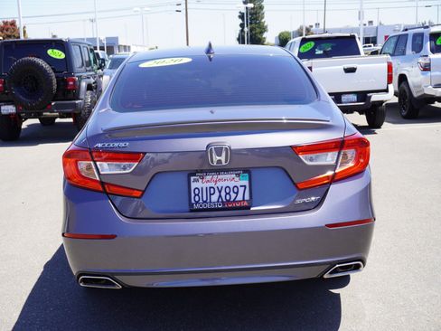 Used 2020 Honda Accord Sport image 9