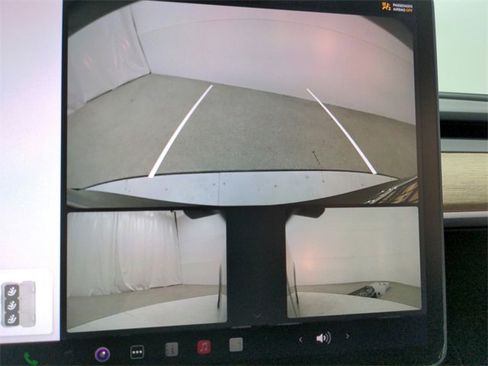 Used 2021 Tesla Model Y Long Range image 31