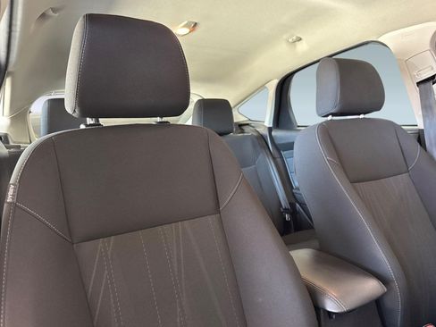 Used 2017 Ford Focus SE FWD image 26