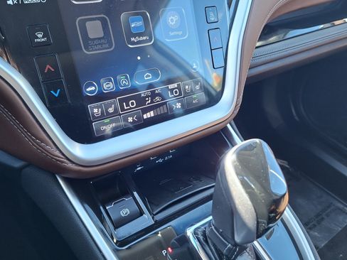 Used 2022 Subaru Outback Touring image 15