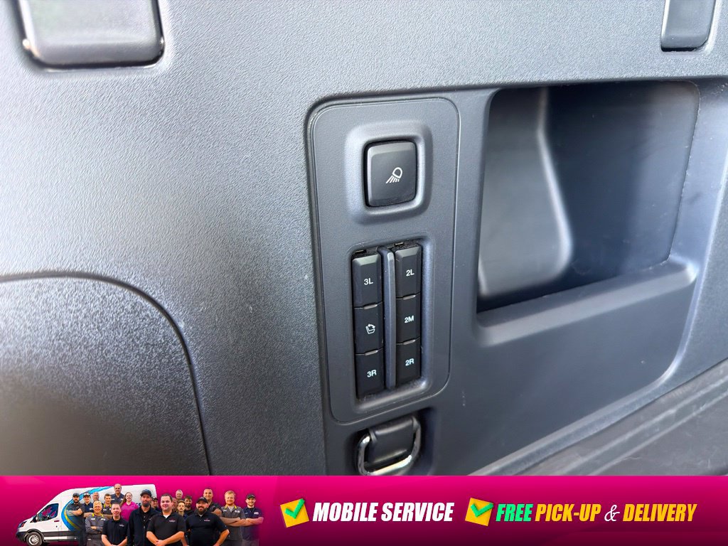 Used 2025 Ford Expedition Max Platinum w/ Driver's Package AWD/4WD image 21