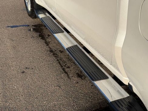 Used 2024 GMC Sierra 1500 Denali image 6