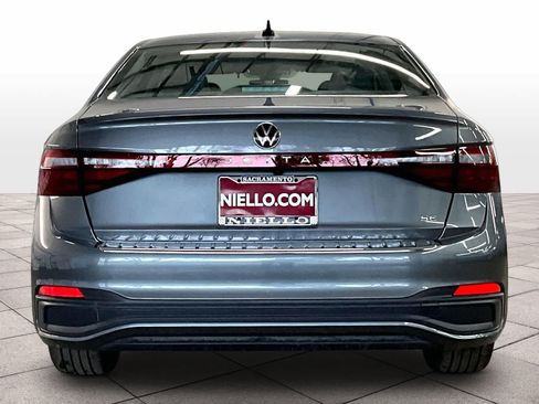 New 2026 Volkswagen Jetta SE FWD image 4