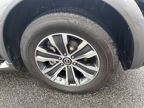 Used 2019 Nissan Armada SL w/ Premium Package image 13