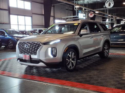 Used 2021 Hyundai Palisade SEL w/ Premium Package AWD/4WD image 3