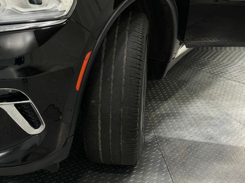 Used 2021 Dodge Durango SXT AWD/4WD image 36