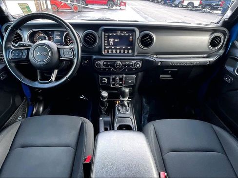 Used 2022 Jeep Wrangler Unlimited Sport w/ Uconnect 4C Nav & Sound Group image 15