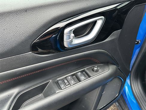 Used 2022 Jeep Compass Trailhawk image 17