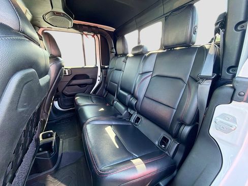 Used 2021 Jeep Gladiator Rubicon image 21