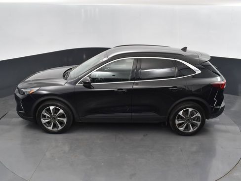 Used 2023 Ford Escape Platinum image 44