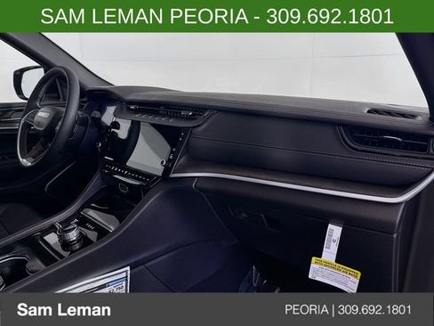 New 2026 Jeep Grand Cherokee L Limited AWD/4WD image 31