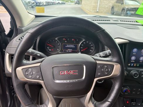Used 2019 GMC Terrain Denali image 16