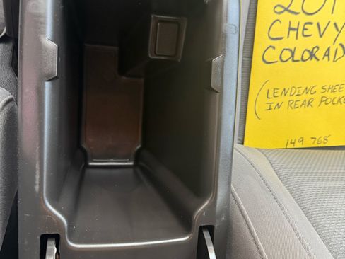 Used 2018 Chevrolet Colorado W/T w/ WT Convenience Package image 12