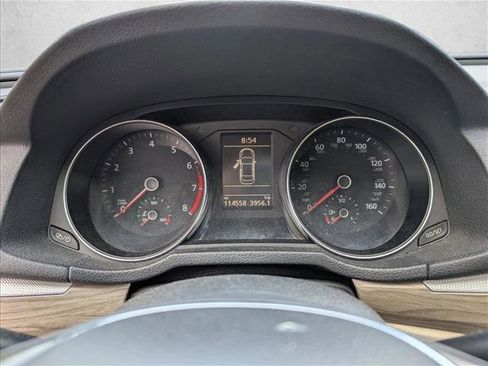 Used 2016 Volkswagen Passat 1.8T SE image 13