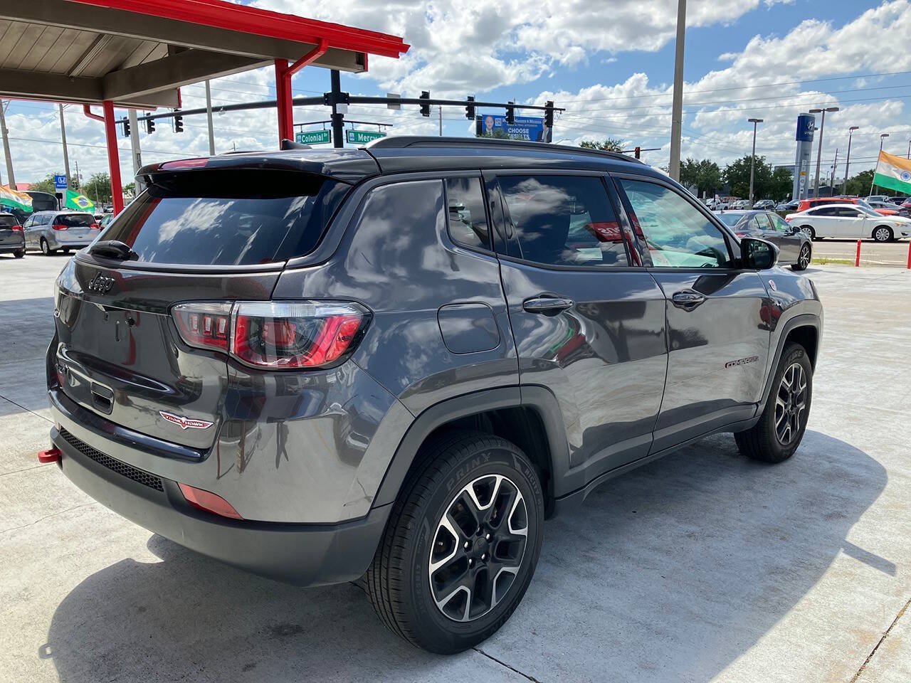 Used 2019 Jeep Compass Trailhawk AWD/4WD image 7