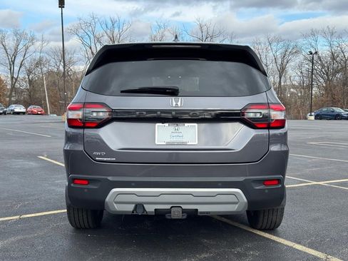 Certified 2025 Honda Pilot EX-L image 5