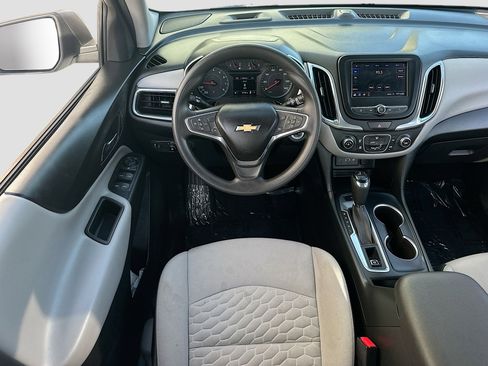 Used 2020 Chevrolet Equinox LS image 21