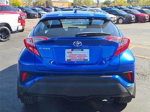 Used 2021 Toyota C-HR XLE image 15