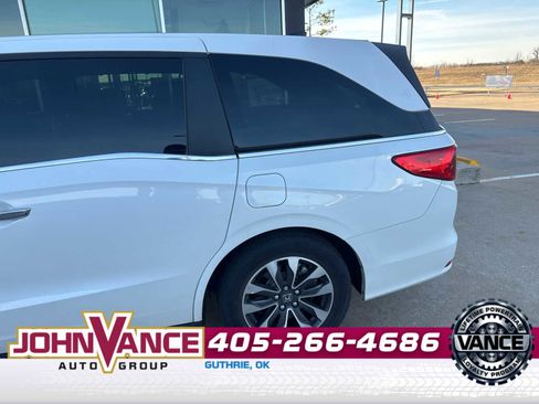 Used 2024 Honda Odyssey EX-L image 18