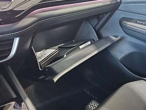 New 2026 Volkswagen Atlas Cross Sport SEL Premium R-Line image 30